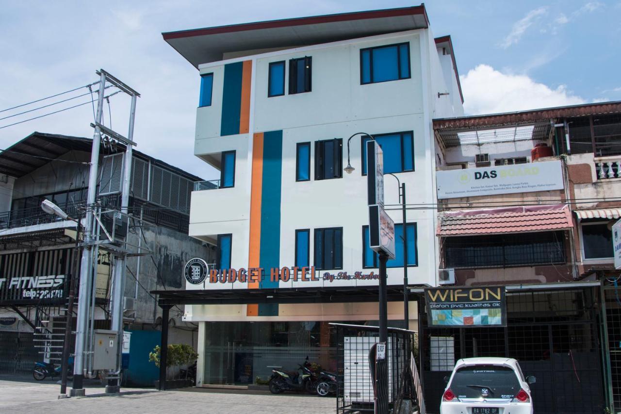 Oyo 592 Budget Hotel By The Harbour Padang Kültér fotó